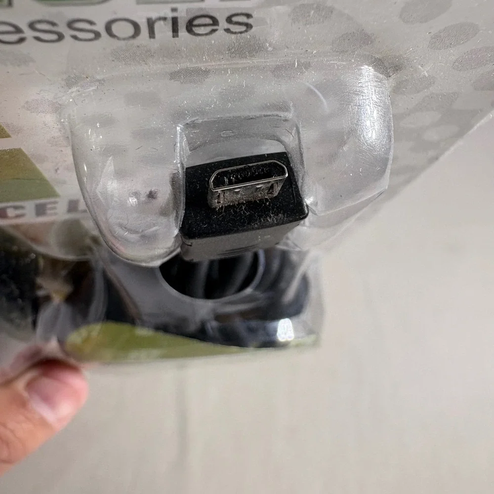 Cellular Accessories Micro-USB Car Charger for Motorola‎ LG Samsung V9 Q Z9 i576